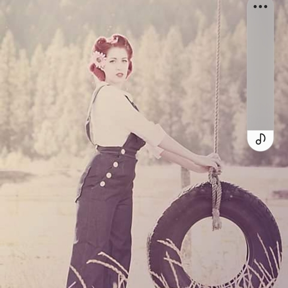 Brand New Never Worn Pinup Overalls 1940- Early 50s wide leg High Waist Small - Picture 5 of 5